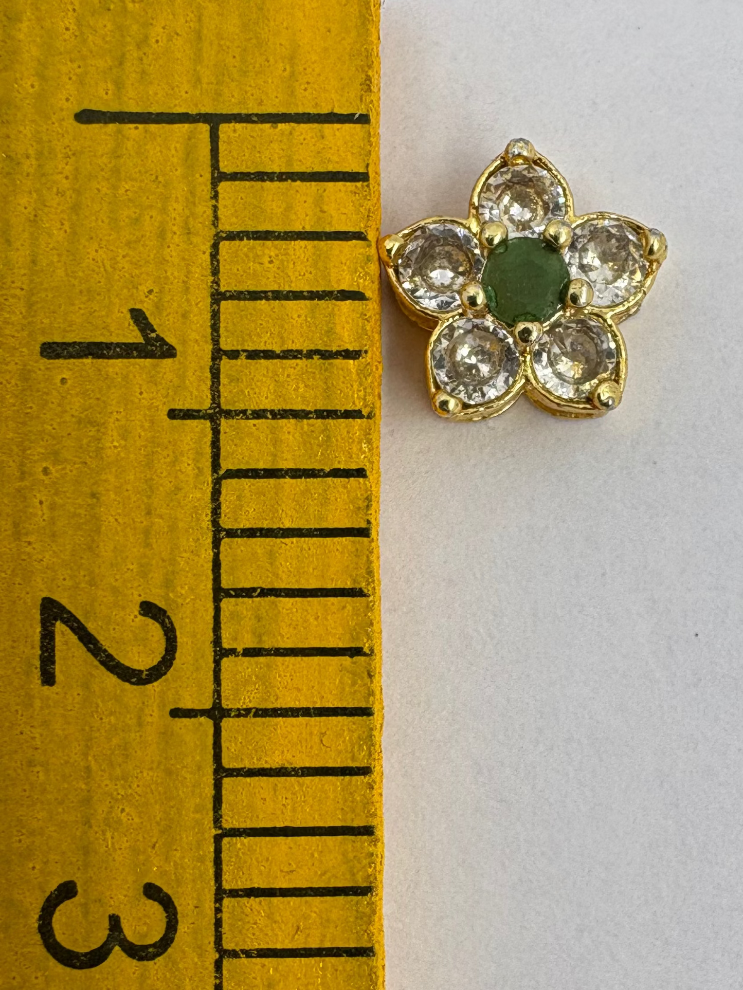 AD flower green color