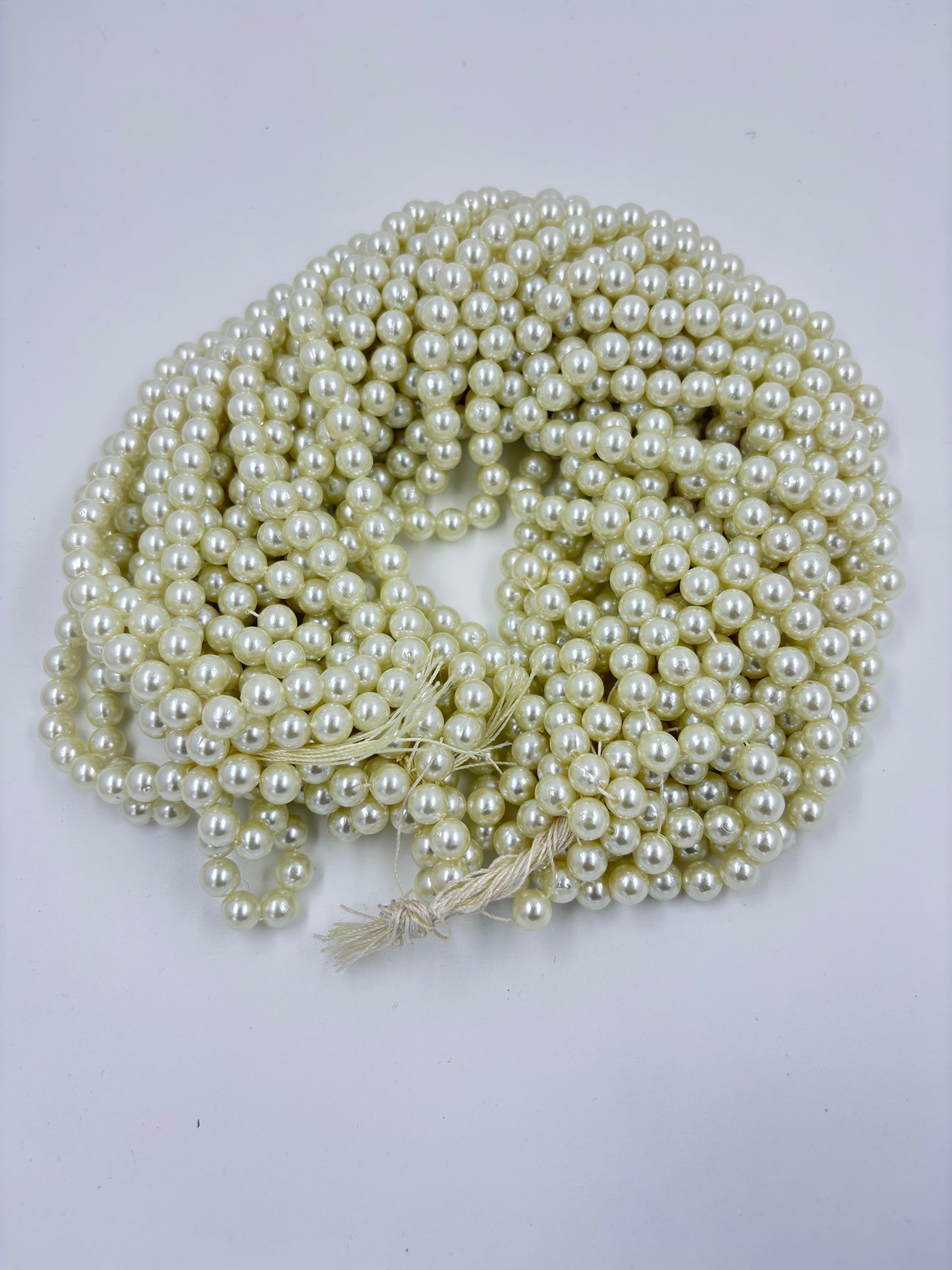 8mm OFF-WHITE ROUND MOTI DOUDLE COATING