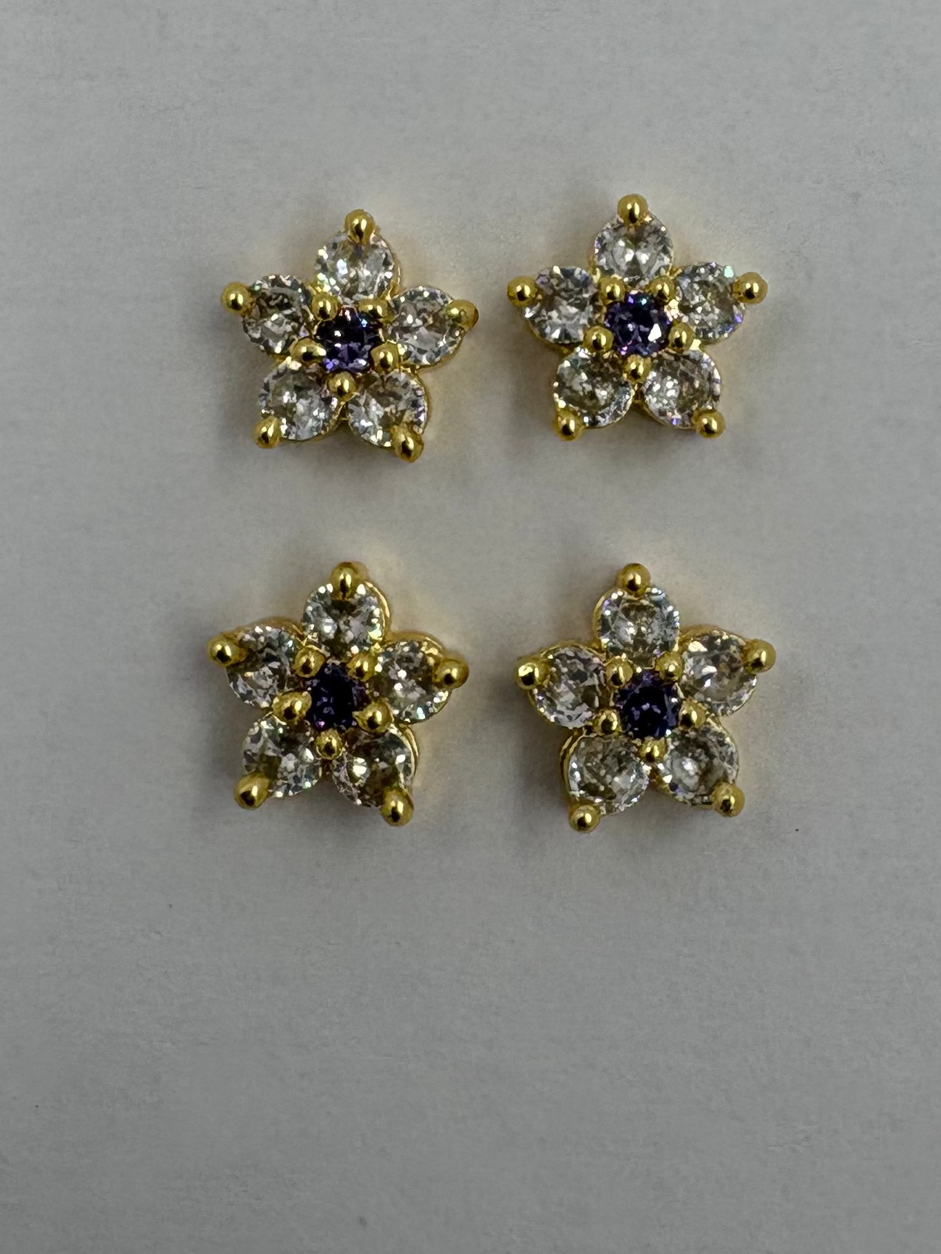 AD flower purple color