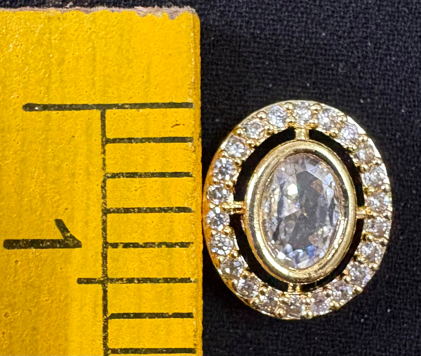 premium quality oval shape white AD stone