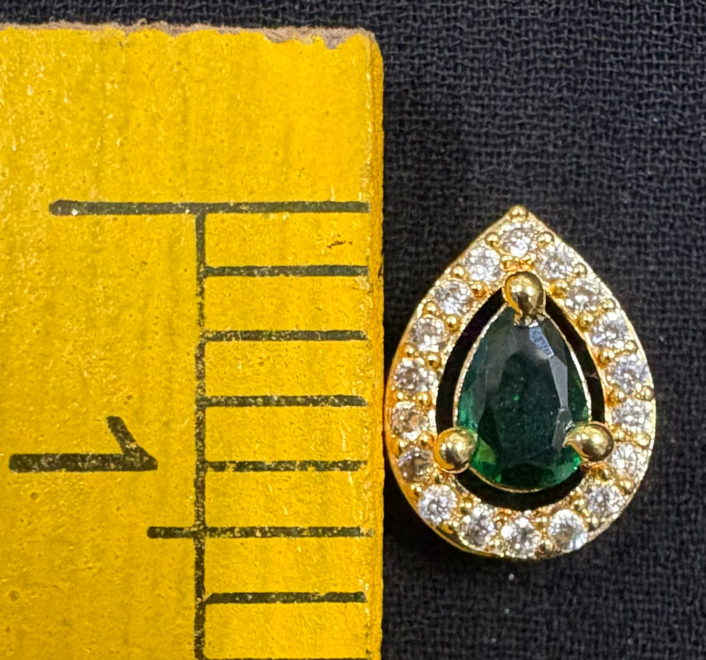 AD tilak shape green color (big)