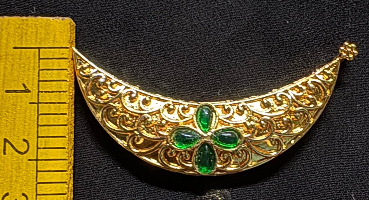 BIG CHANDRA WITH MIDDLE STONES