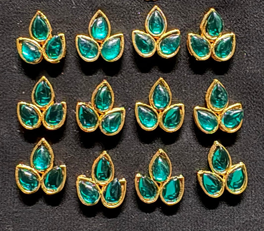 3 PAN PENTANT (green)